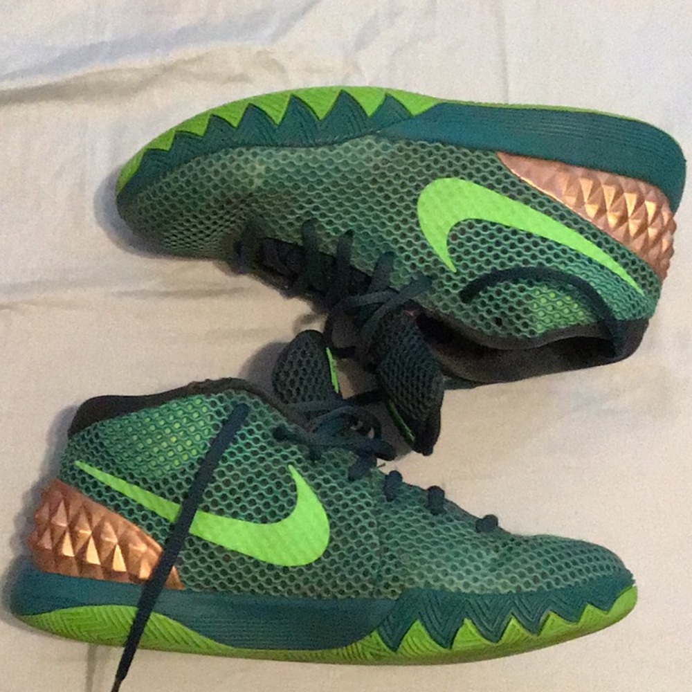 Nike Kyrie 1 “Australia”
